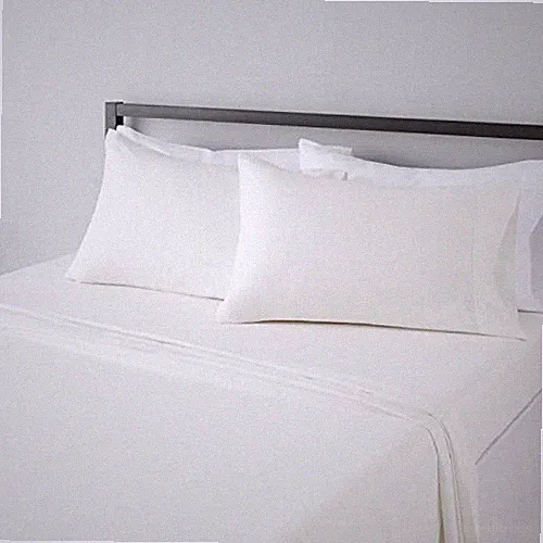 AMAZON BASICS 4 PIECE DELUXE MICROFIBER BED SHEETS QUEEN SIZE, SOLID - CREAM