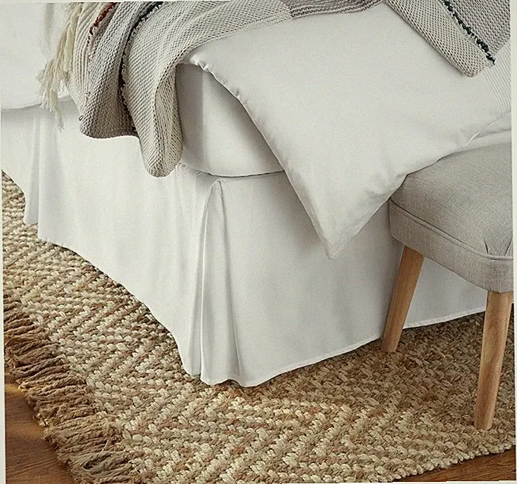 Amazon Basics Pleated Bed Skirt King Bright White Polyester