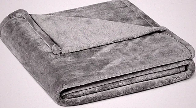 Amazon Basics Throw Blanket, Ultra-Soft Flannel Fleece Blanket, Lightweight Cozy