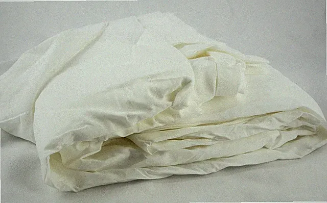 Basics Light-Weight Microfiber Duvet Cover Set Snap Buttons - White - Full/Queen